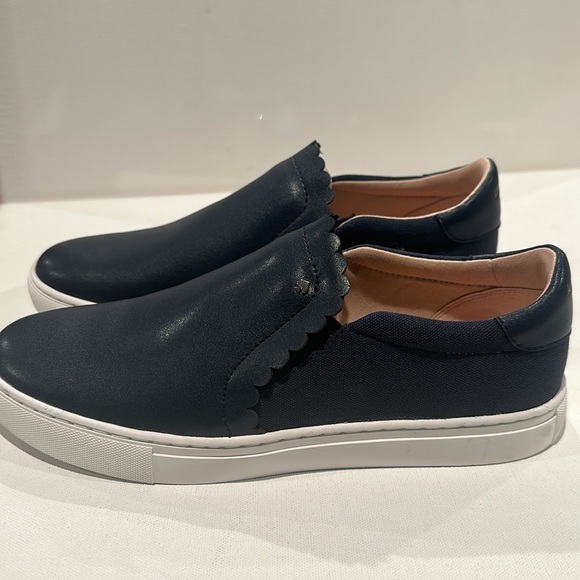 Kate Spade Leather & Canvas Slip on Sneakers with Classic goldtone Heart. - Picture 3 of 7